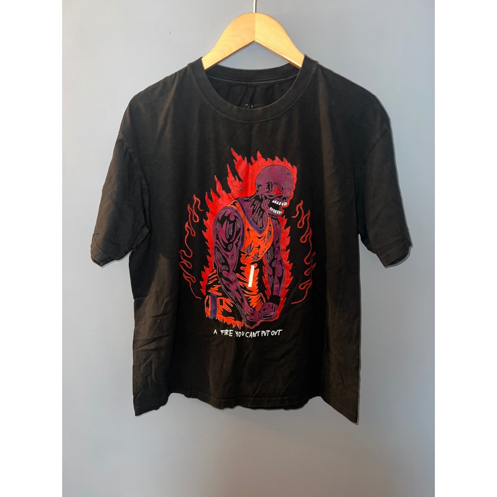 Black Graphic T-Shirt Skeleton Basketball Player Fire You Cant Put Out Tee